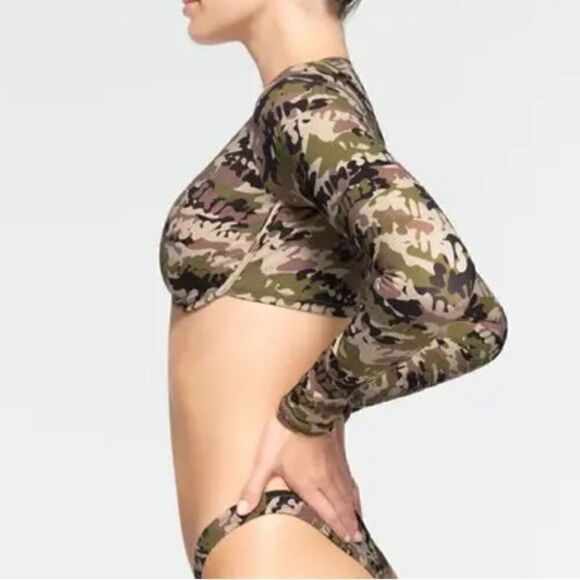 NWT SKIMS long sleeve Swim top XXS - Picture 3 of 8